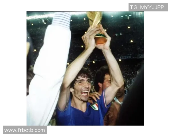 足球场上的传奇偶像:被膜拜的明星与他们的辉煌人生